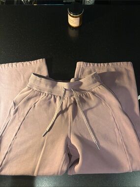 Lululemon Elastic-Waist Jogger Bottoms